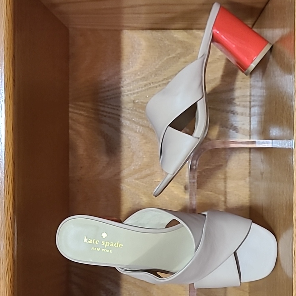 Kate Spade Heeled Leather Sandals! CLEAN!!